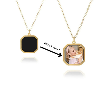 Heat-Activated Magic Necklace - Thermochromic Photo