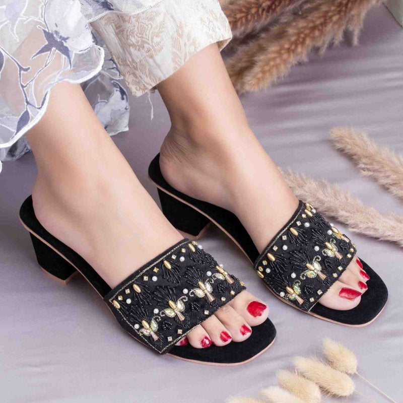 HF-33 | Black